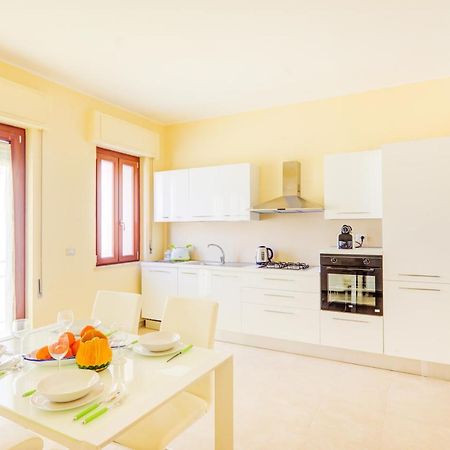 Domus Iose Seaview Apartment Syracuse Екстер'єр фото