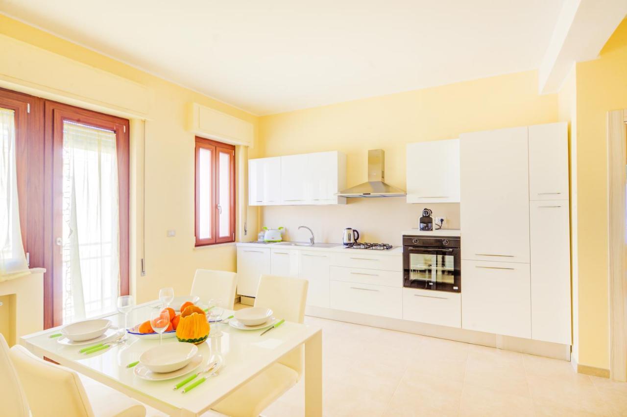 Domus Iose Seaview Apartment Syracuse Екстер'єр фото